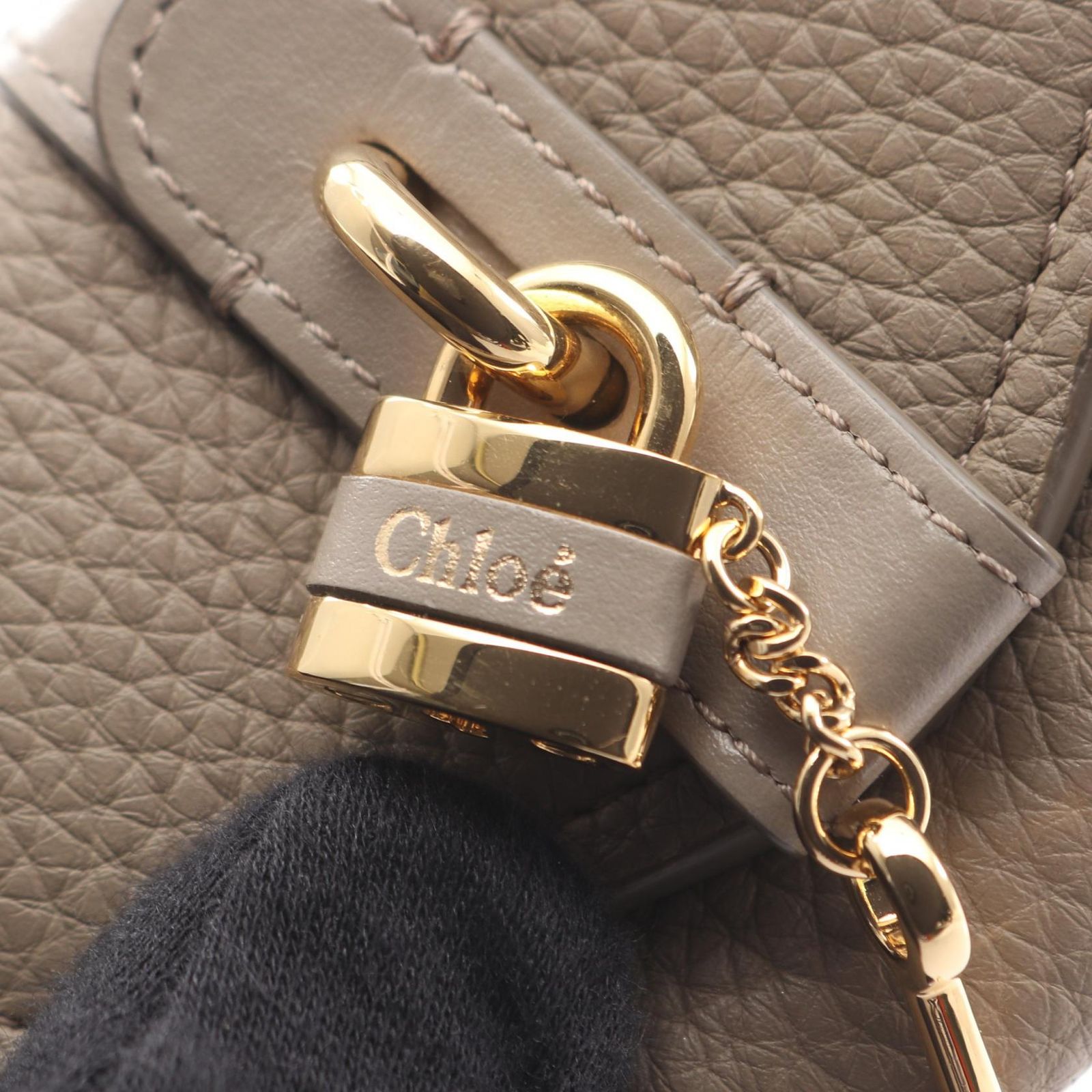 Chloe 三つ折り財布