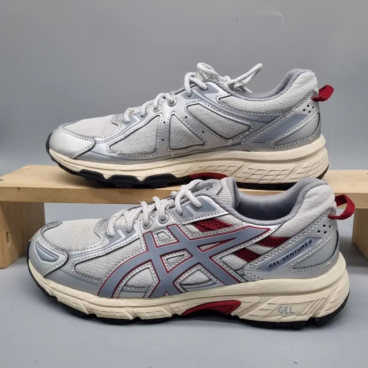 アシックス ゲルベンチャー6 グレイシア スニーカー 255