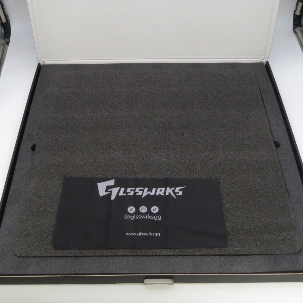 GLSSWRKS Kazemi Glass Mousepad Dark（ガラスマウスパッド） - メルカリ