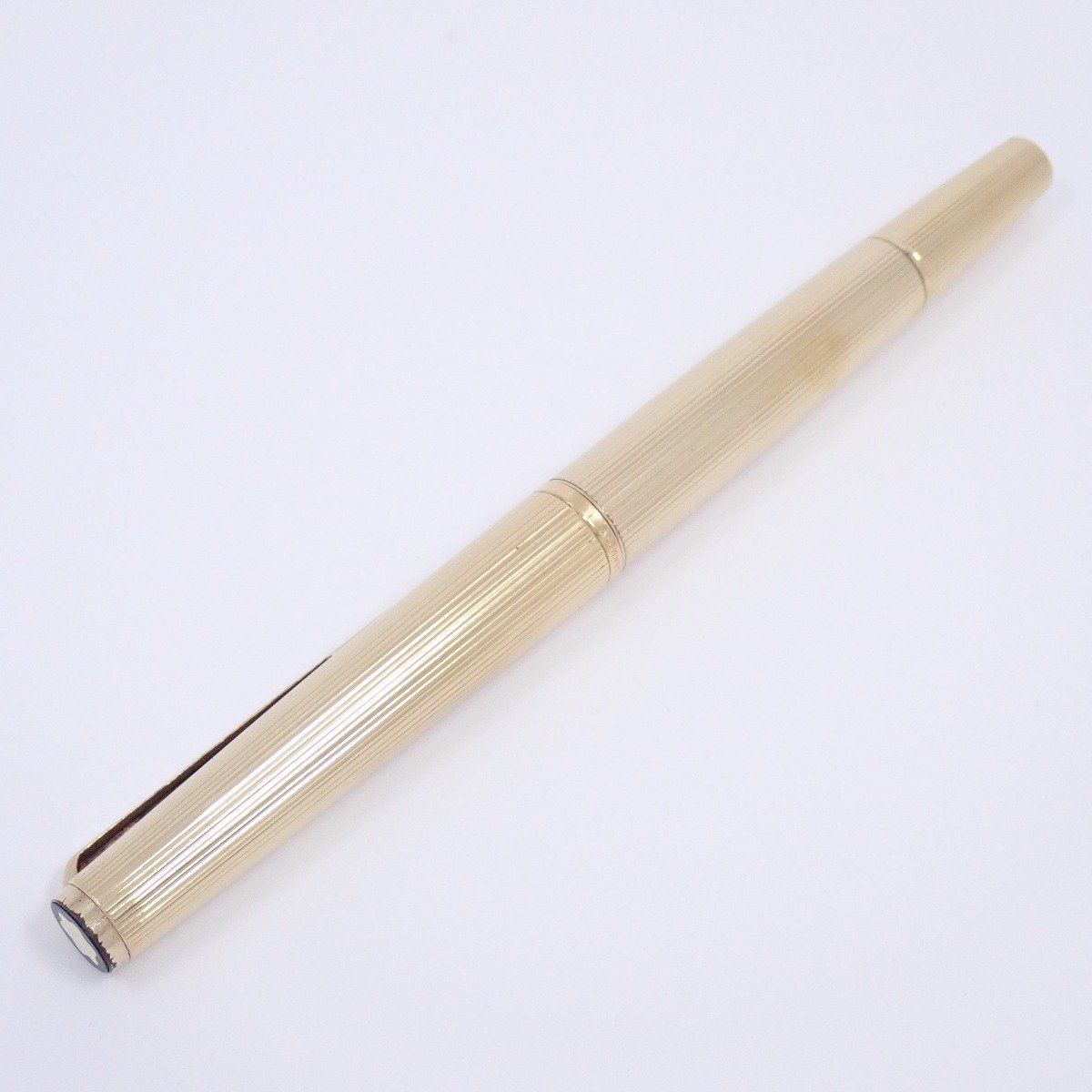 モンブラン 1246 万年筆 18 Kペン先 ゴールド ストライプ