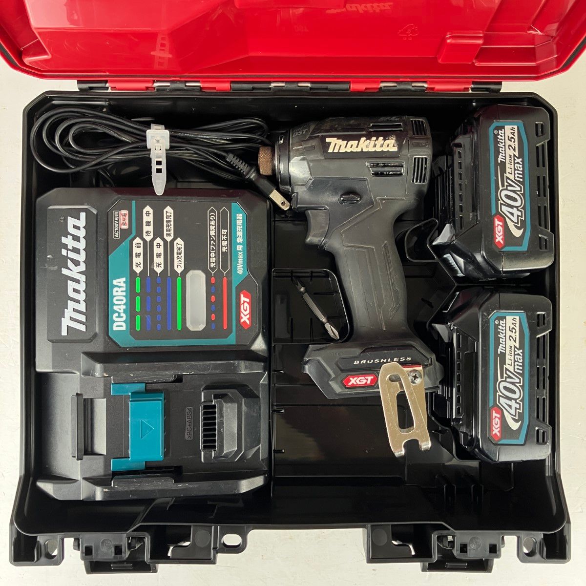 ЗЗMAKITA マキタ 40v 充電式インパクトドライバ バッテリー×2 充電器 