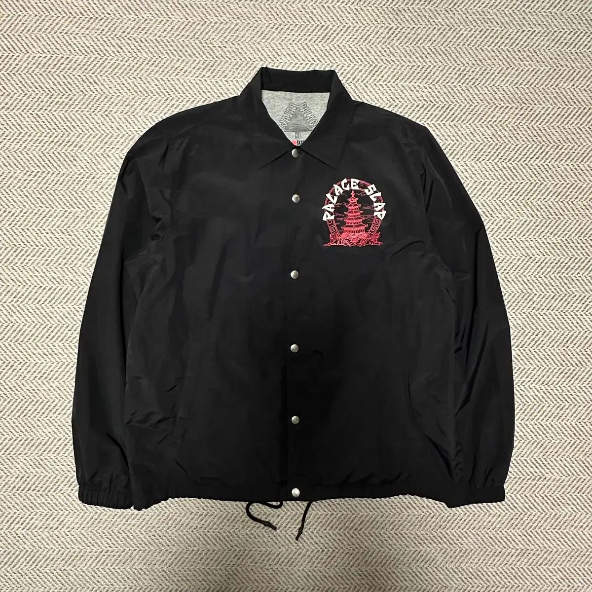 PALACE lap pagoda coach jacket
