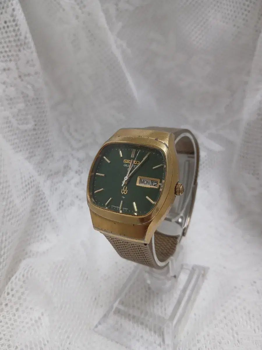 70 s ヴィンテージ GT グリーン テクスチャ ダイアル SEIKO クオーツ ウォッチ