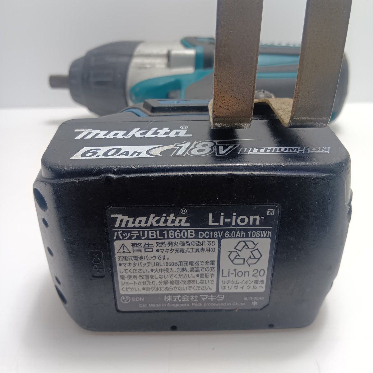 ЗЗMAKITA マキタ 18v 12.7mm 充電式インパクトレンチ バッテリーx1付 