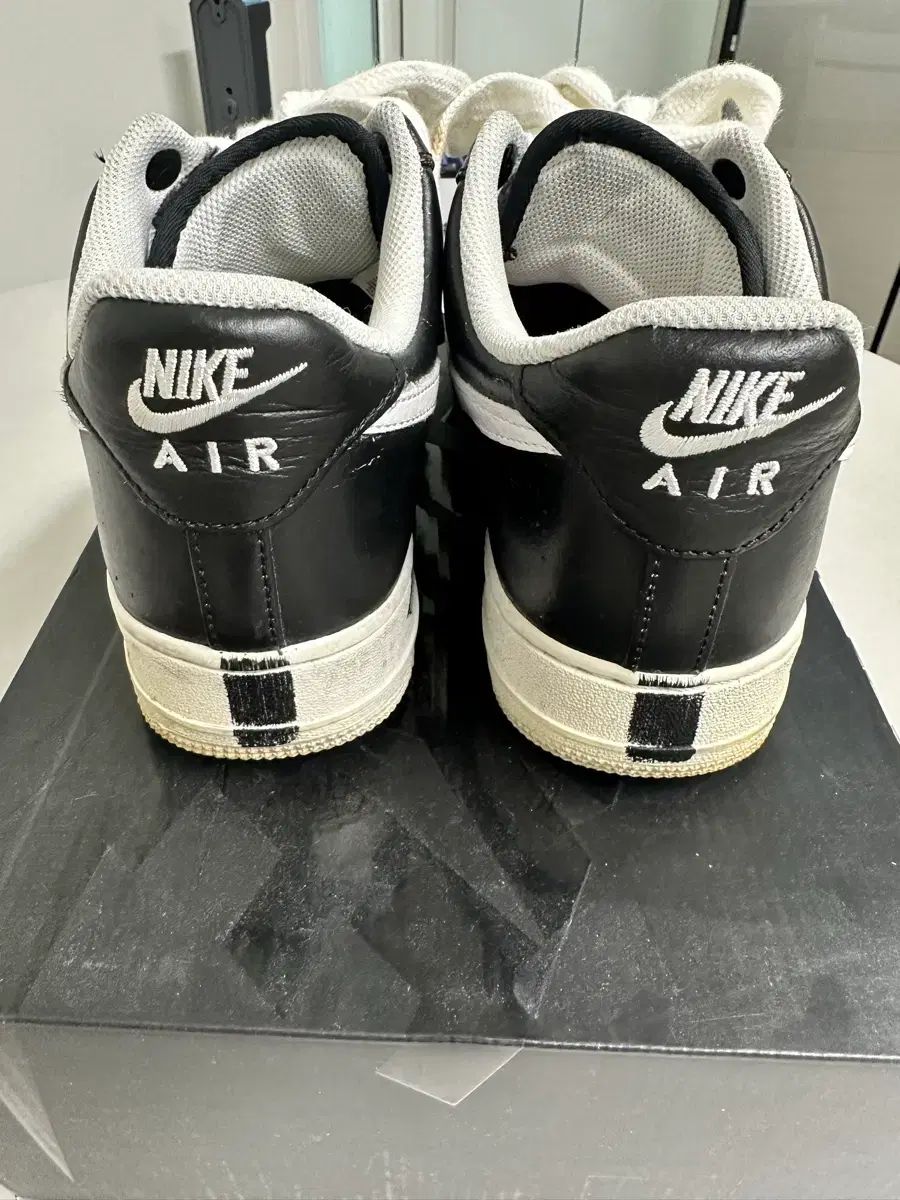  NIKE ピースマイナスワン フォース スニーカー 靴