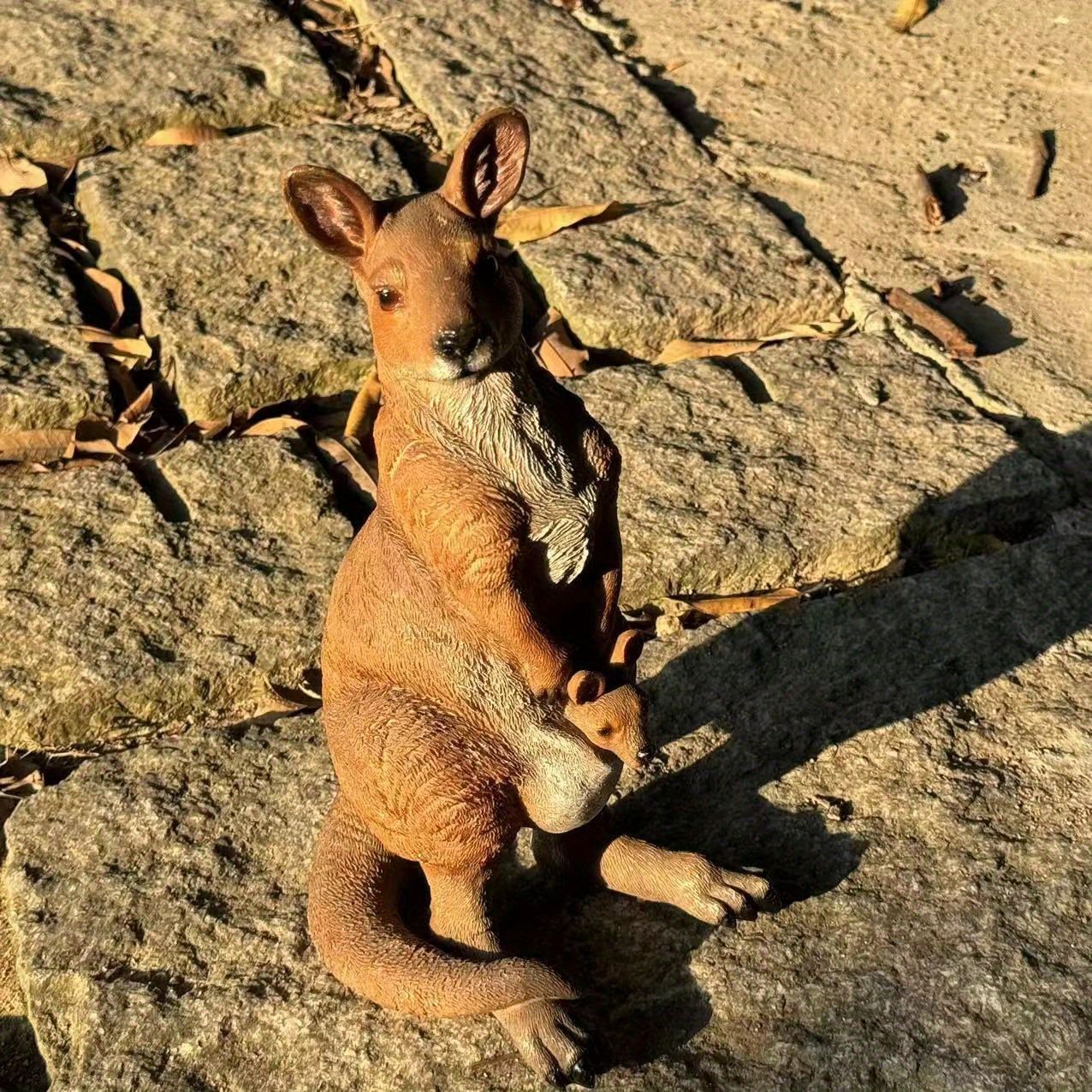 置物 オブジェ ガーデンオーナメント カンガルー アニマル 屋外 屋内 室内 インテリア 玄関 リビング ダイニング 装飾 庭 ガーデニング