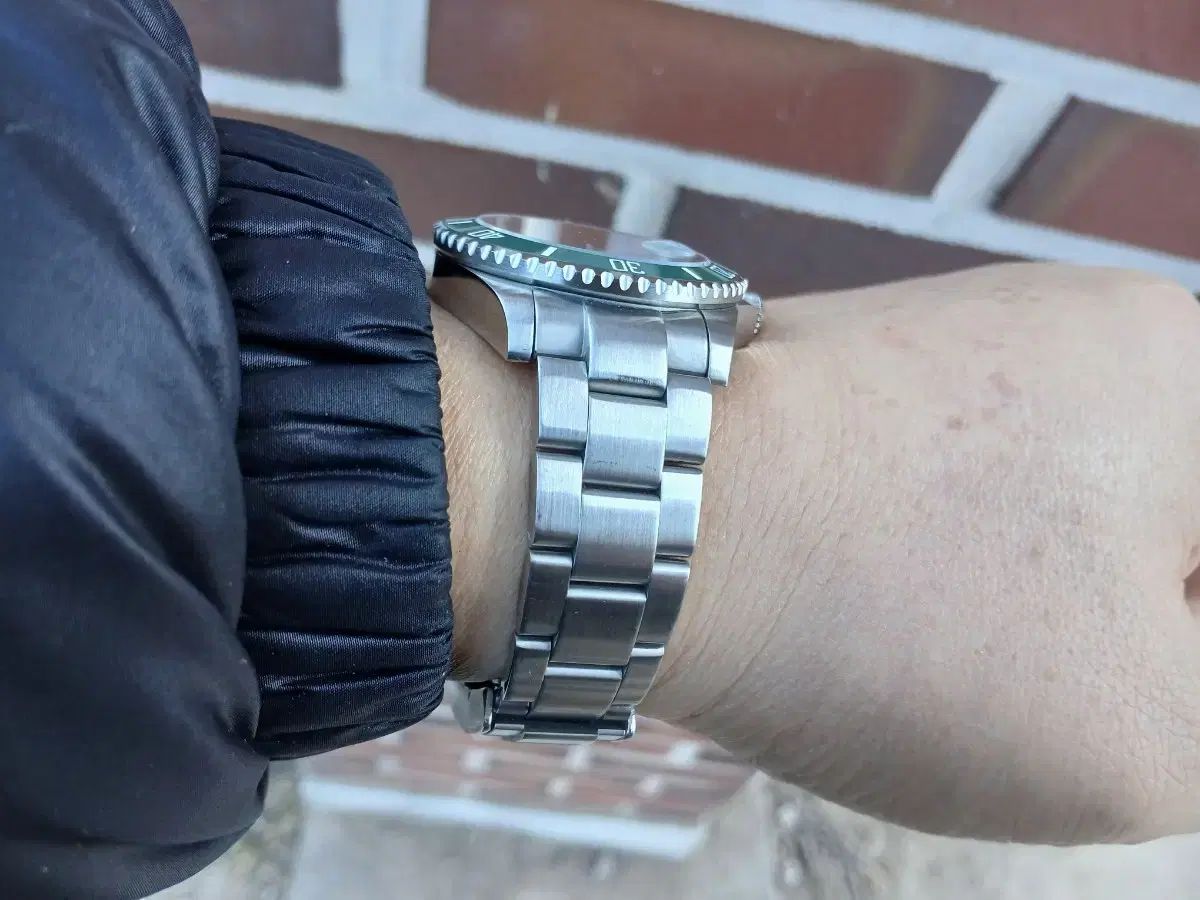 ダイバー グリーン