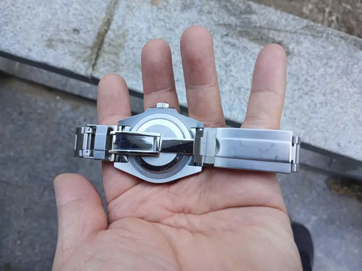 ダイバー グリーン