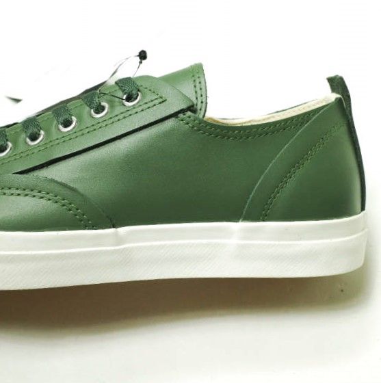 スニーカー シューズ