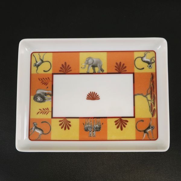 エルメス アフリカ動物柄のオレンジと白スクエアプレート 磁器製 エルメス アフリカ・ミニ スクエアプレート 【Aランク】【中古