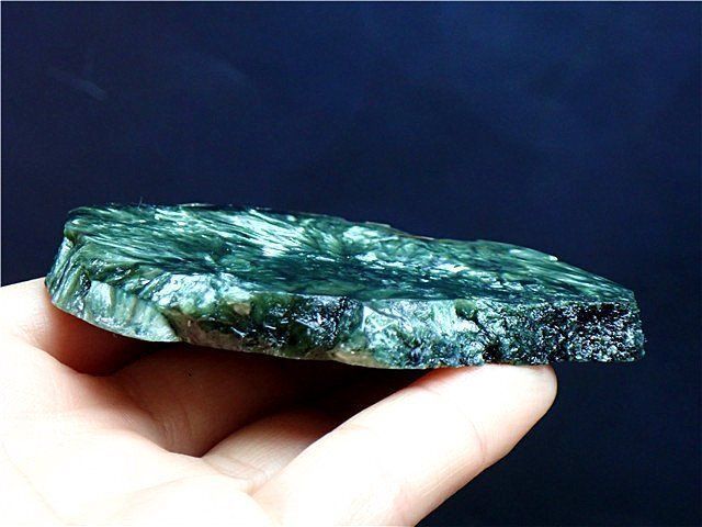 天然セラフィナイト原石YT6U3/69U54C - メルカリ
