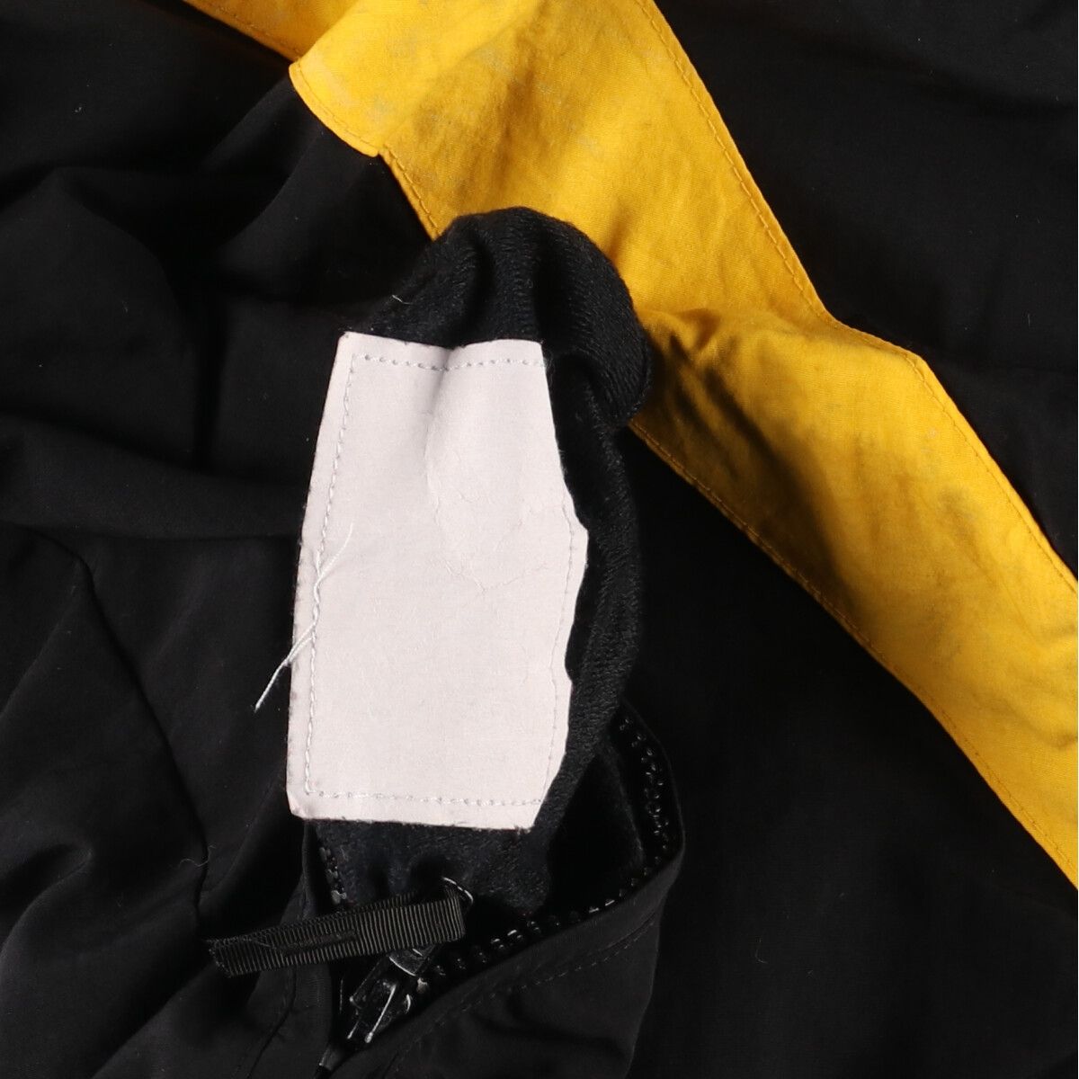 古着 米軍実品 U.S.ARMY APFU トレーニングジャケット ナイロン 