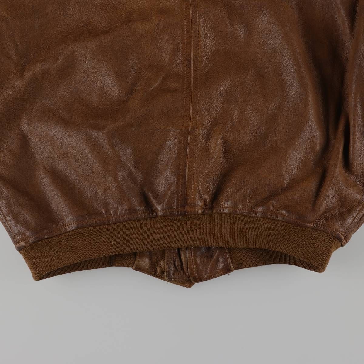 レザーブルゾン