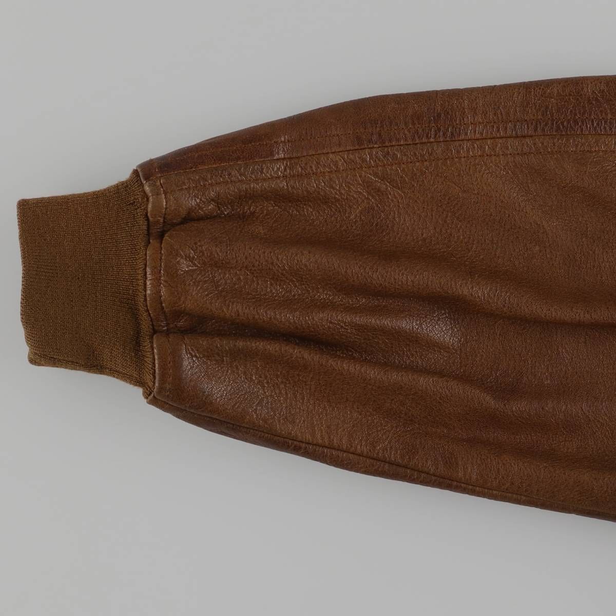 レザーブルゾン イタリア製