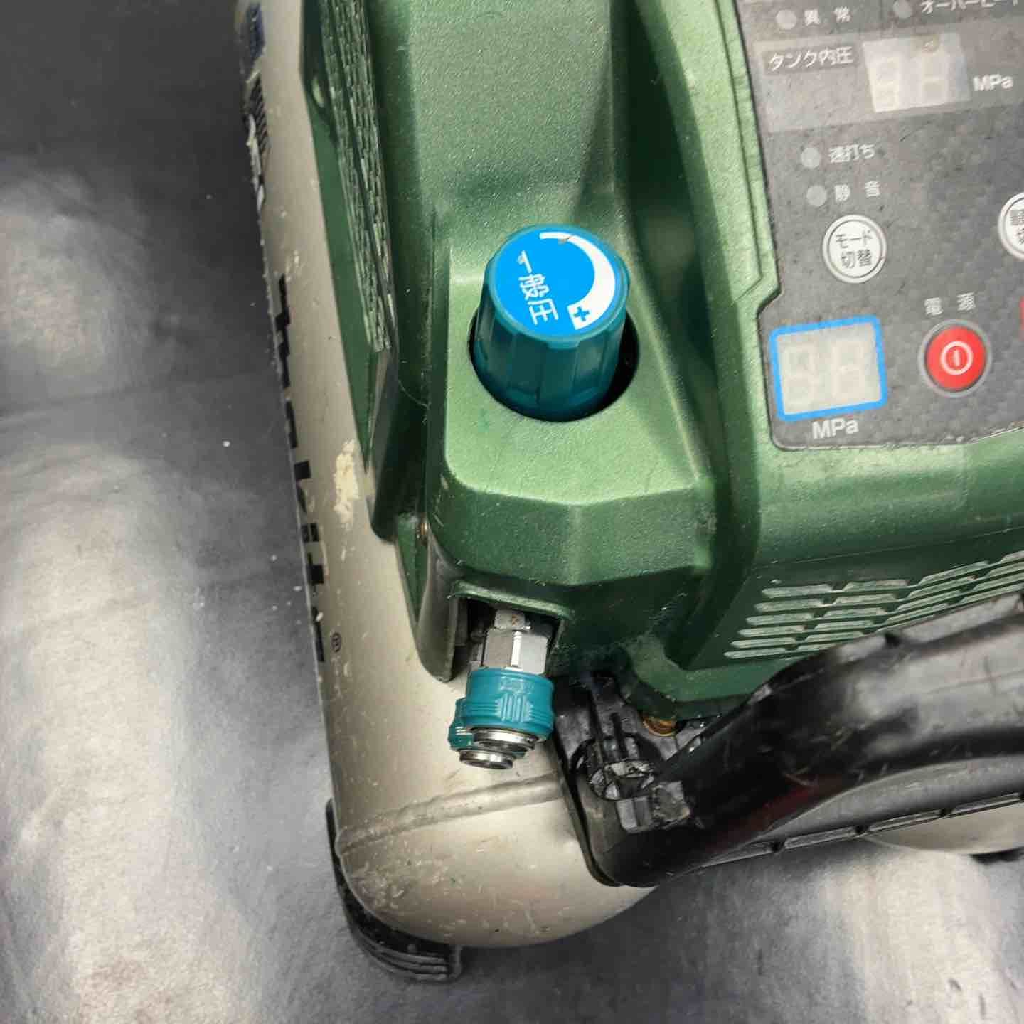 マキタ 高圧エアコンプレッサ オーセンティックグリーン