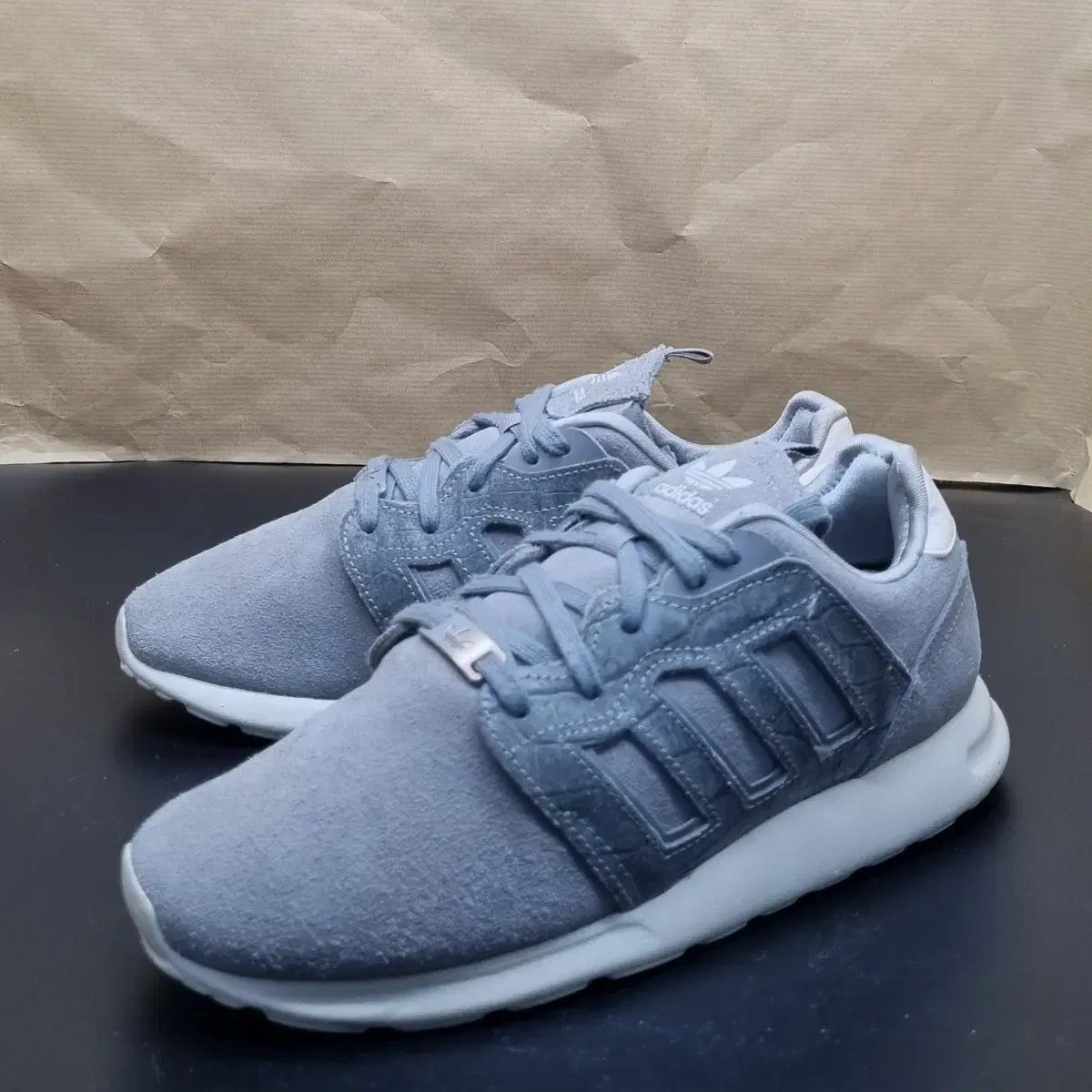 アディダス ZX500 レディーススニーカー 24センチ - メルカリ