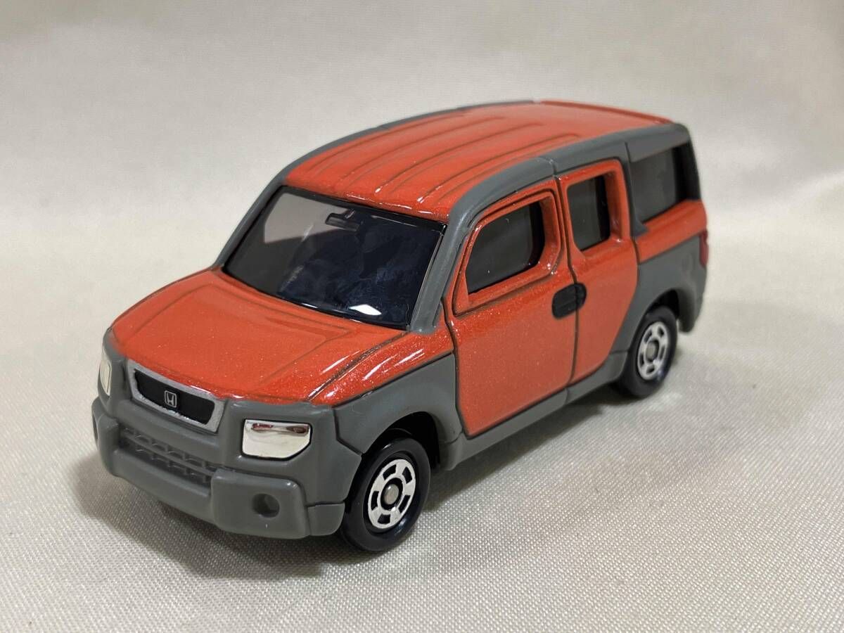 【トミカ】 No.107 Honda エレメント 通常＆初回特別カラー2台セット Amazon | トミカ NO.107 Honda エレメント（初回特別カラー