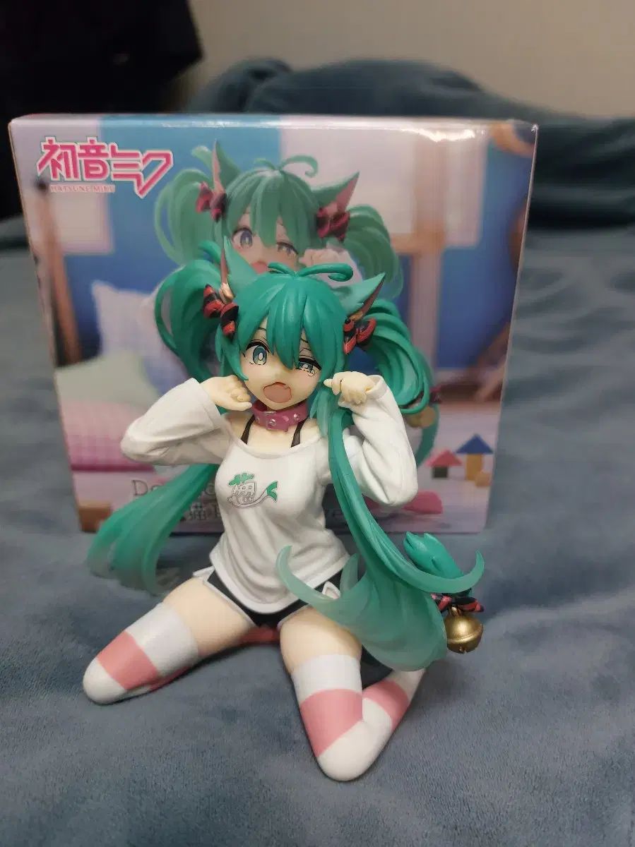 初音ミク 猫ミミ デスクトップ フィギュア