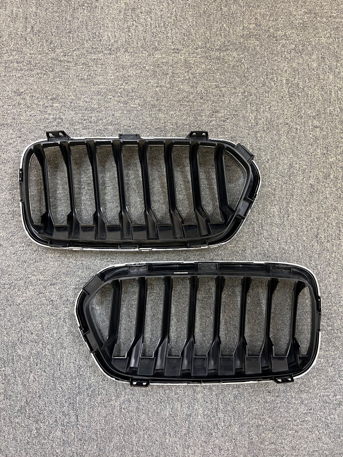 【純正】BMW X2 xDrive20i キドニーグリル BMW】X2 x Drive20i MスポーツX 純正キドニーグリル - メルカリ