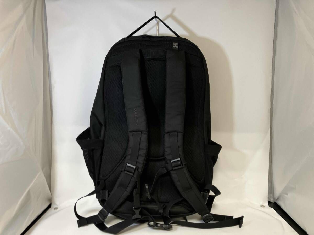ARC TERYX. アークテリクス MANTIS マンティス リュック デイパック 黒 フィリピン製 25814-124715 変色 内側汚れ ファスナー不具合有