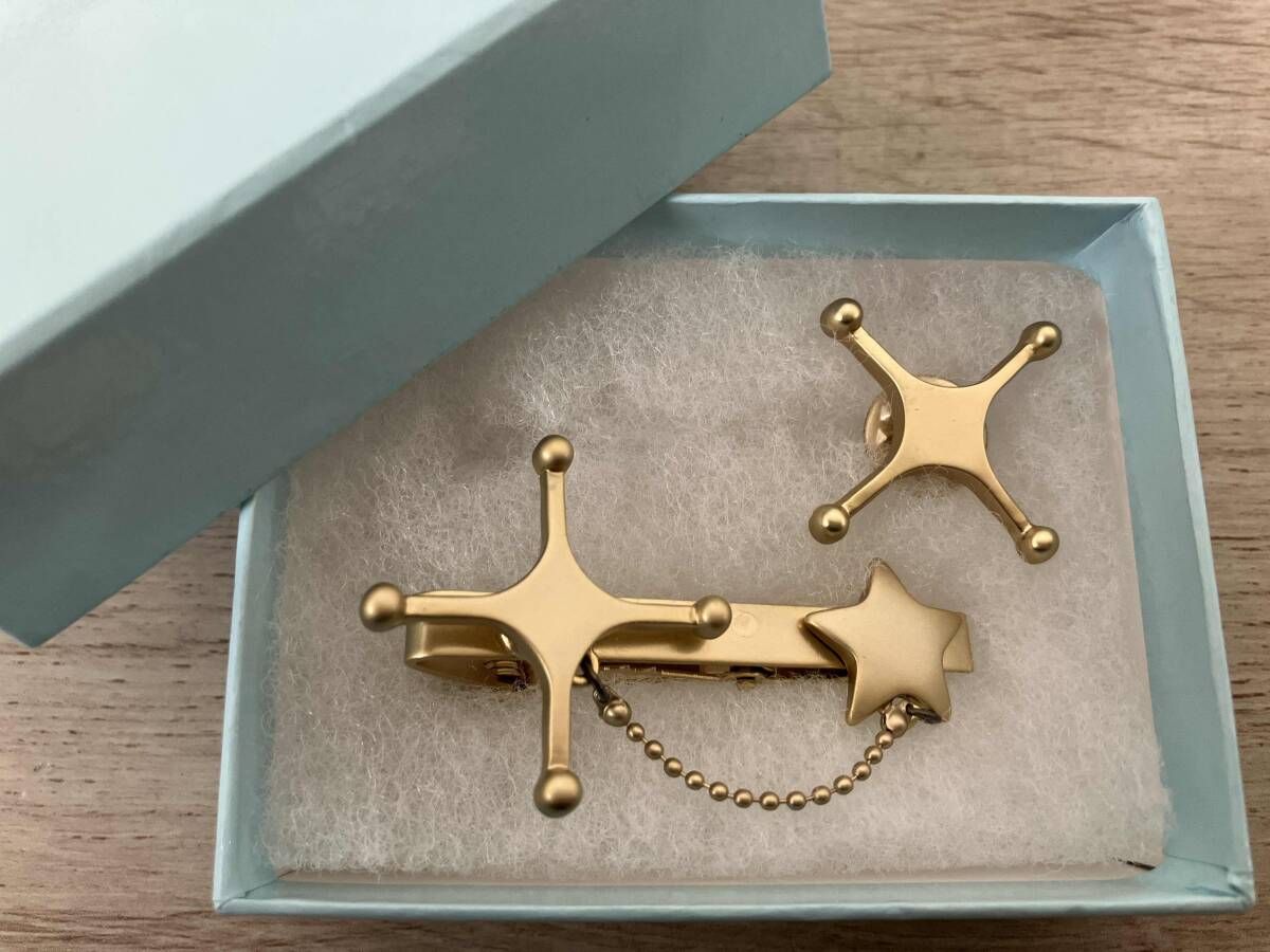 【週末限定値下】大空スバル　2020 誕生日　ネクタイピン　記念グッツ 週末限定値下】大空スバル 2020 誕生日 ネクタイピン 記念グッツ 大空