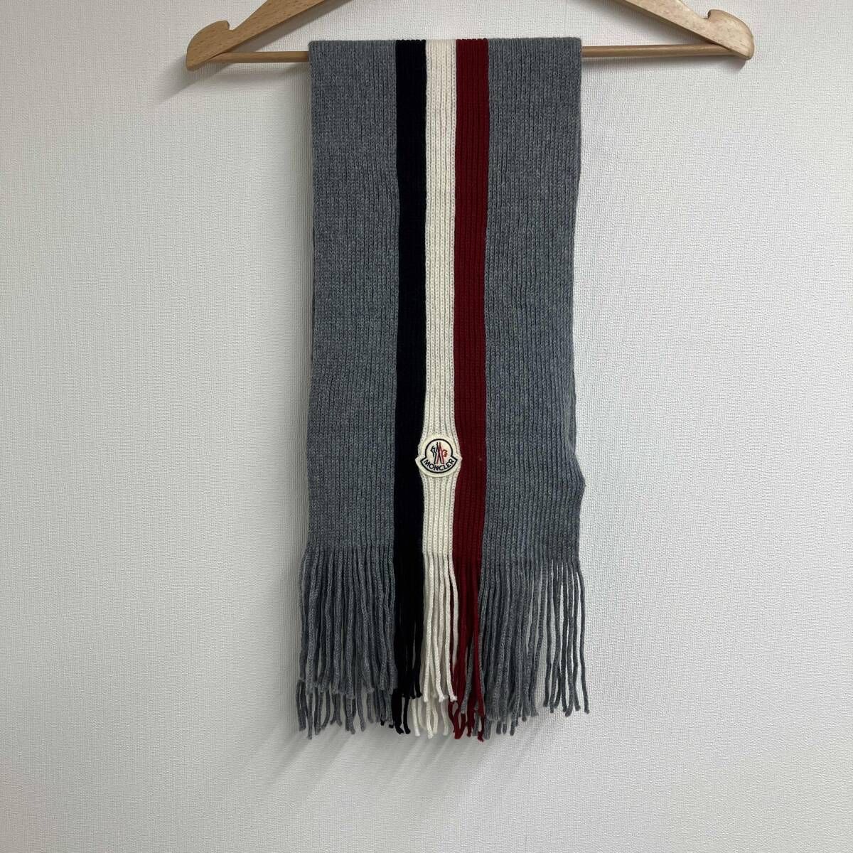 MONCLER／SCIARPA／ロゴワッペンマフラー／トリコロール - メルカリ