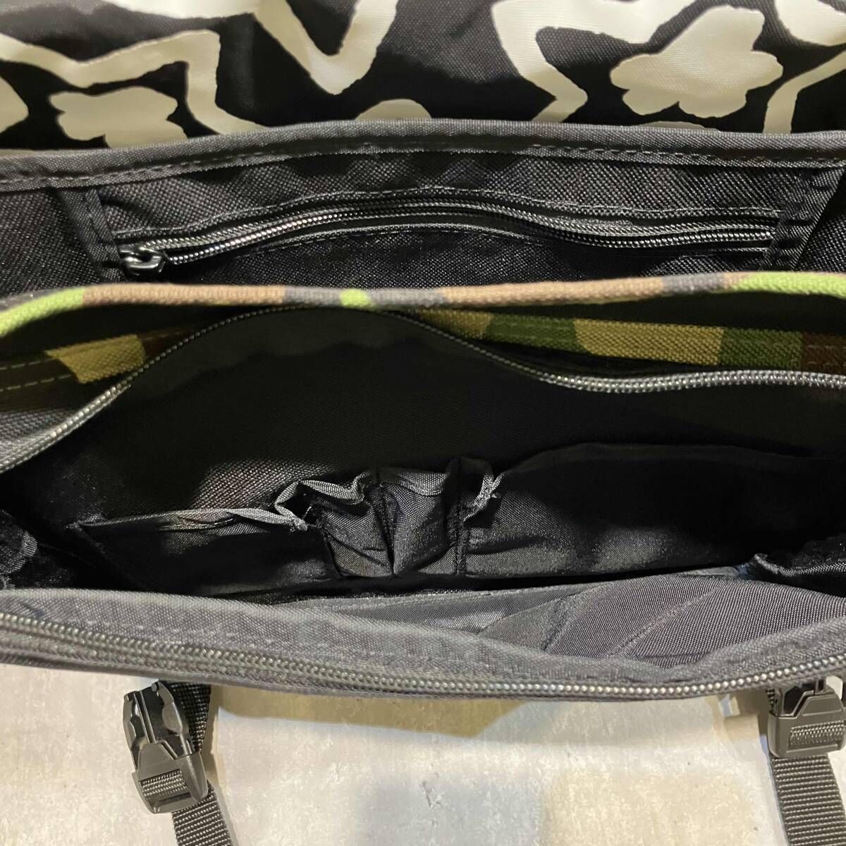 portage ショルダーバッグ