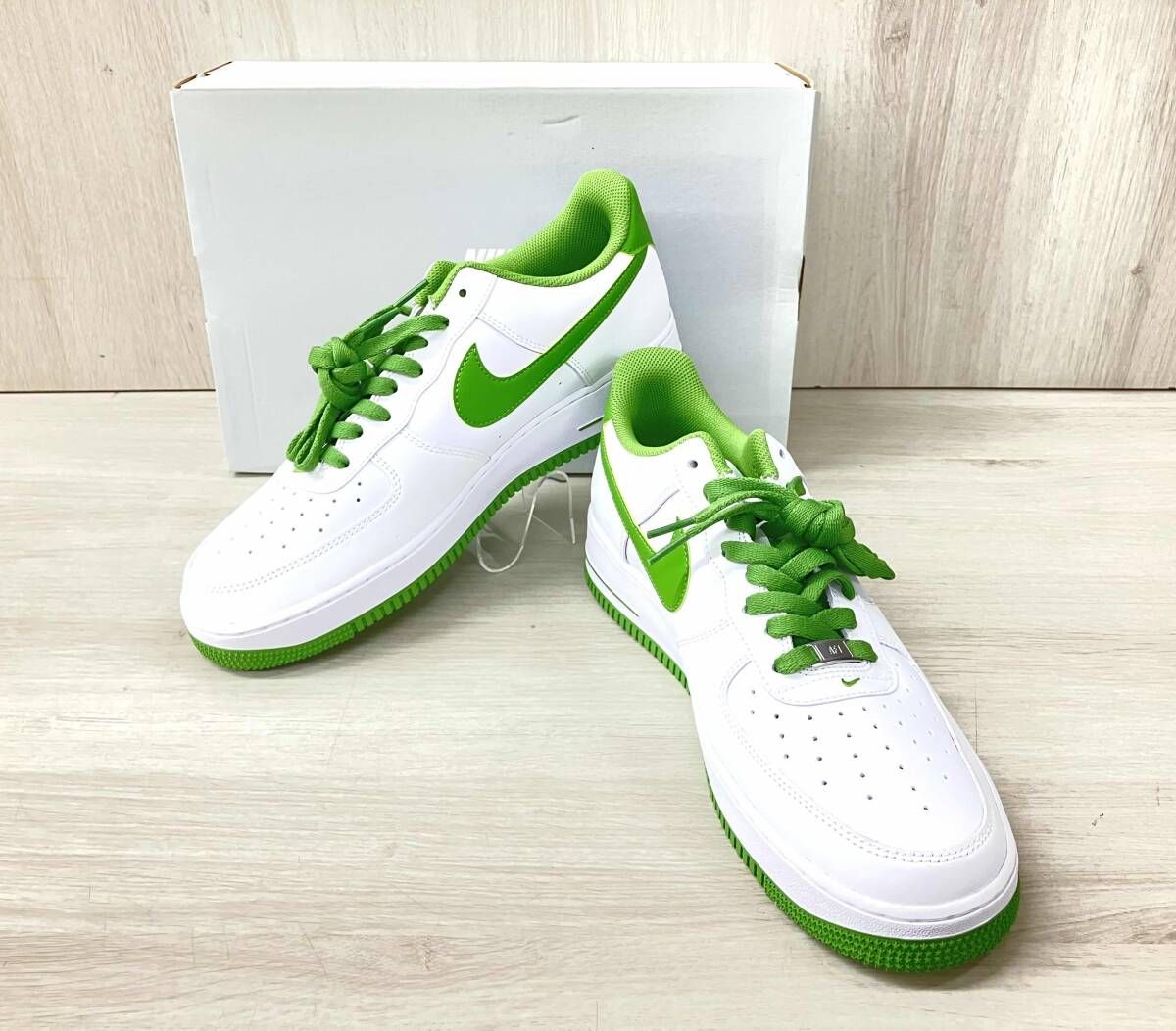 NIKE|ナイキ|スニーカー|AIR FORCE 1|DH 7561-105|ホワイト×ライトグリーン|30 cm