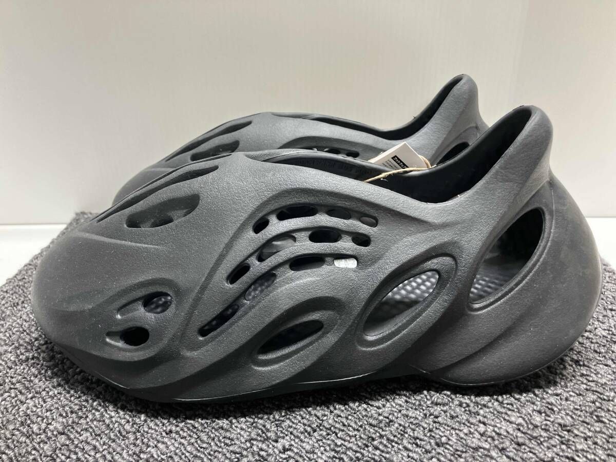 adidas アディダス イージーフォームランナー YZY FORM RUNNER HP 8739 サンダル | 26.5 cm ブラック