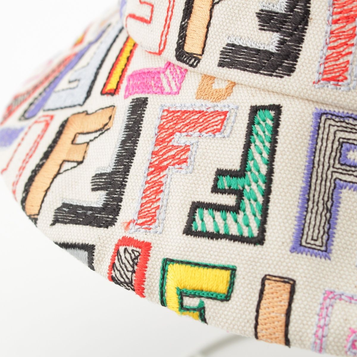 マルチカラー M