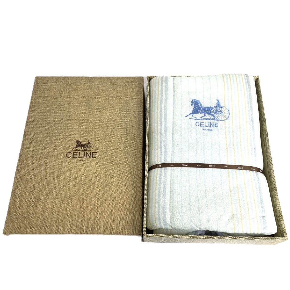 CELINE　肌掛布団 CELINE セリーヌ 合繊掛ふとん/肌掛 馬車ロゴ刺繍/コットン ライト