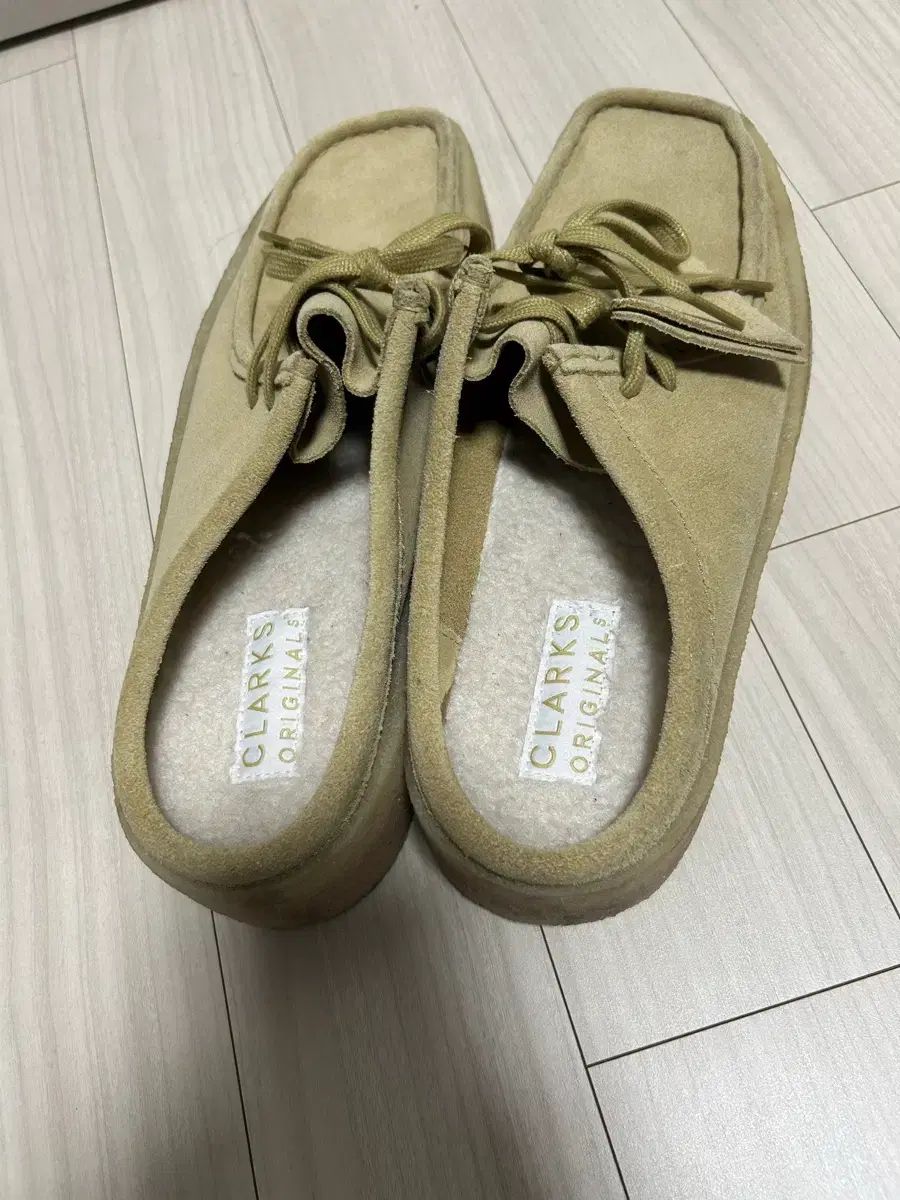 クラークス ワラビー サンド スウェード 9