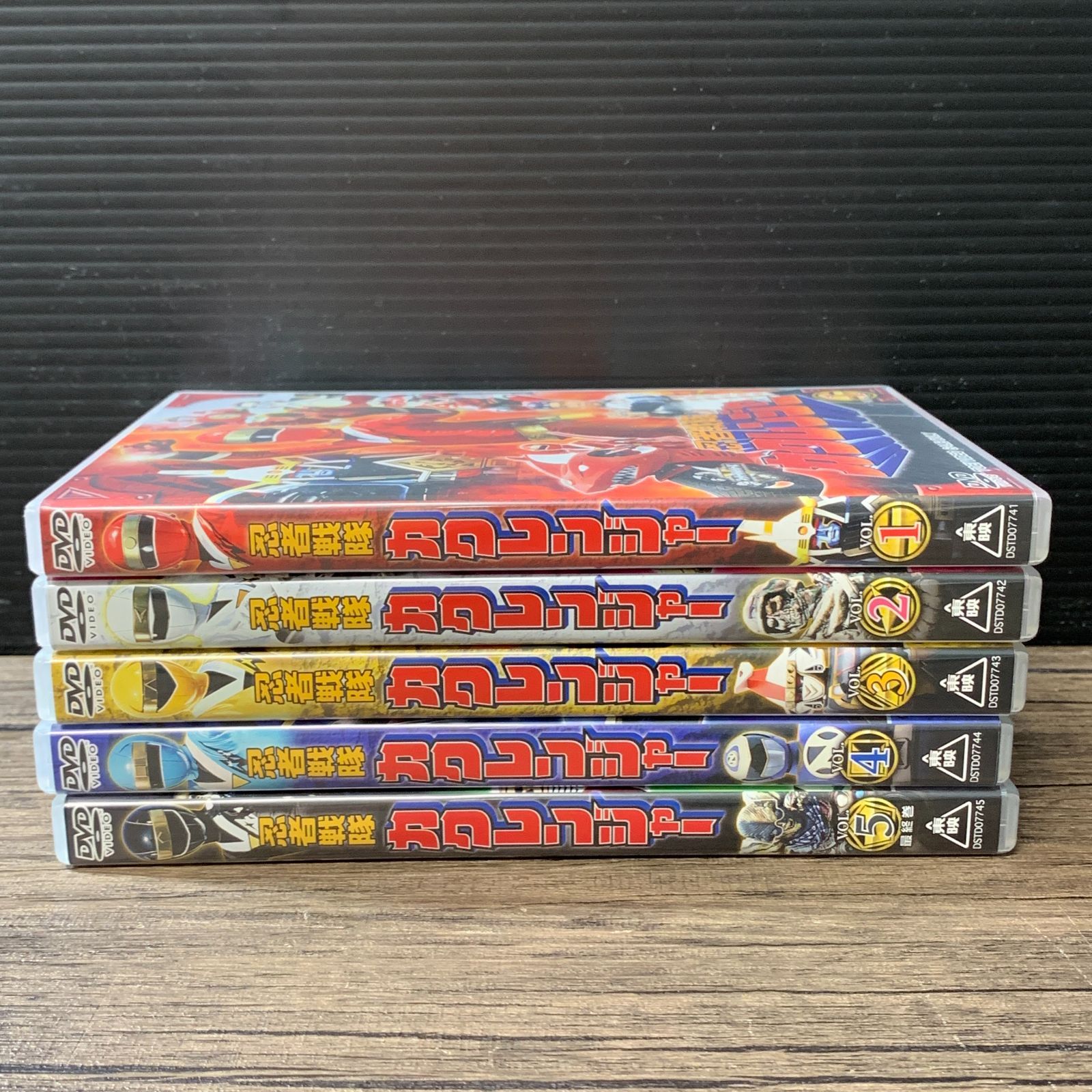 むつ17-2-0111] 忍者戦隊カクレンジャー DVDセット - メルカリ