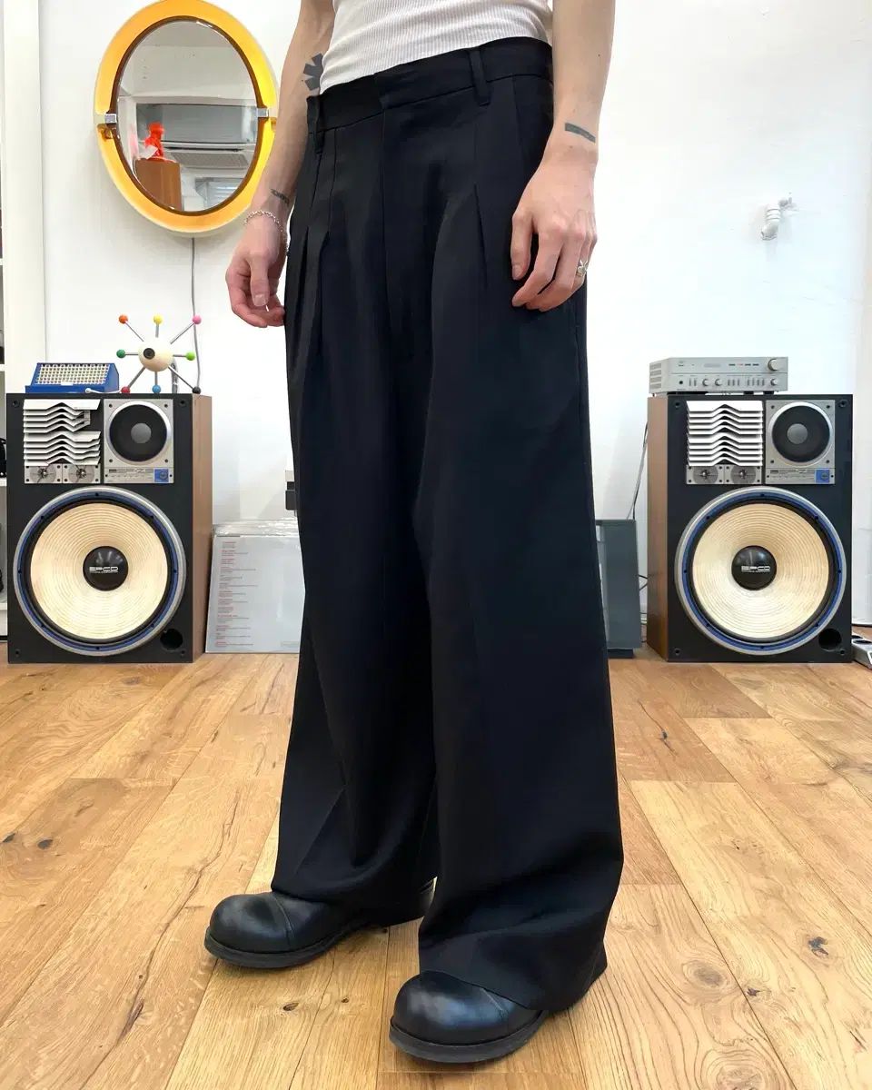 1 プーさん プッシュボタン ウール ワイド パンツ