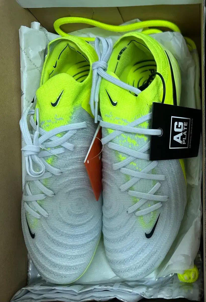 ナイキ FANTOM GX 2 エリート AG 250 mm