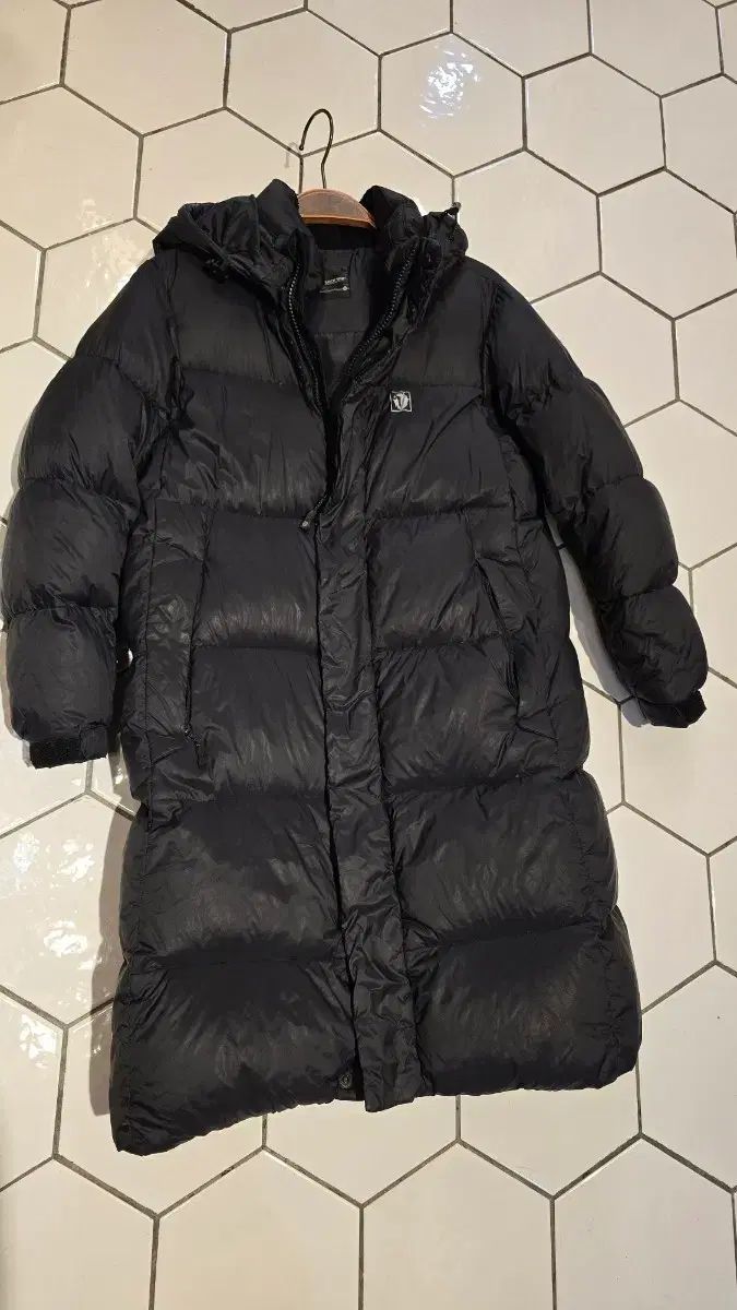 BLACK YAK ブラックヤク ダウンジャケット ロング丈 ダウン ブラック 145