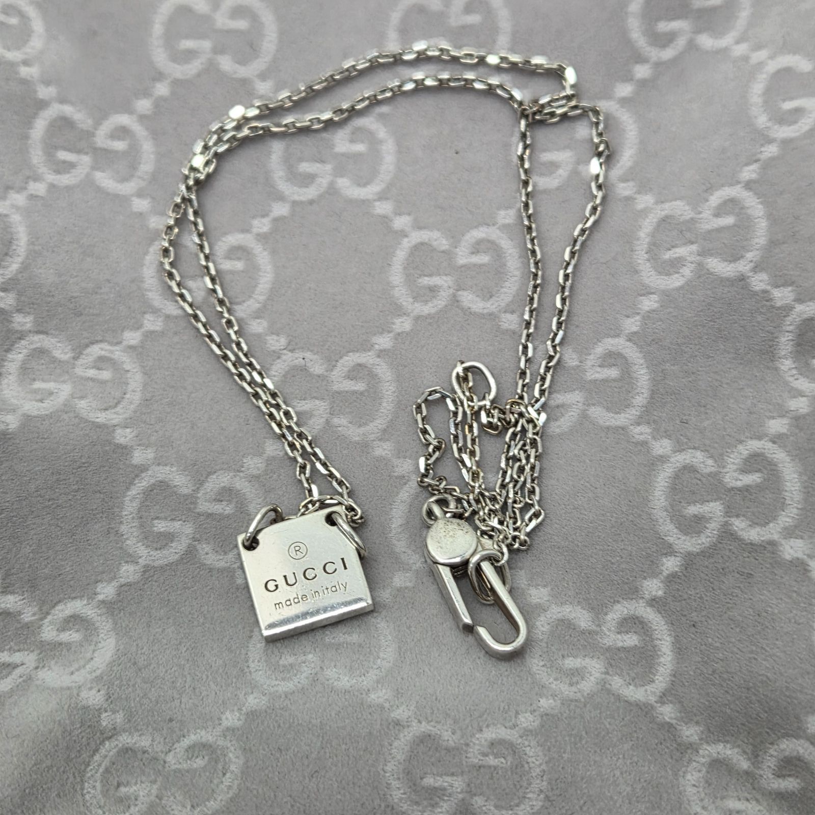 GUCCI グッチ　ネックレス 1 S01317 GUCCI グッチ ロックペンダント ネックレス ネックレス 925