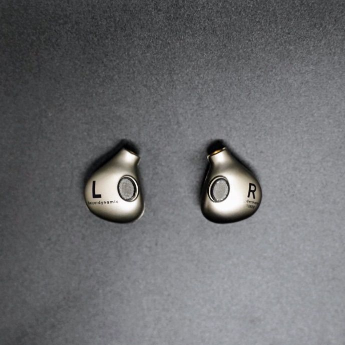 極上の音響】DIY XELENTO 第2世代 標準MMCX 高級合金ハウジング - メルカリ