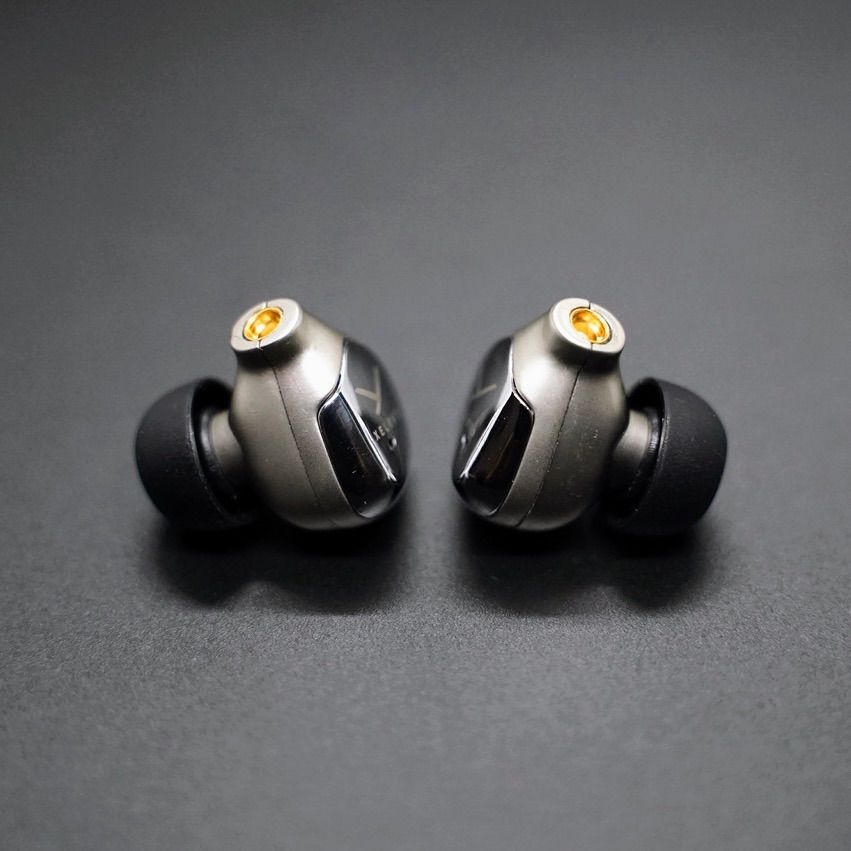 【極上の音響】DIY XELENTO 第2世代 標準MMCX 高級合金ハウジング 極上の音響】DIY XELENTO 第2世代 標準MMCX 高級合金ハウジング - メルカリ