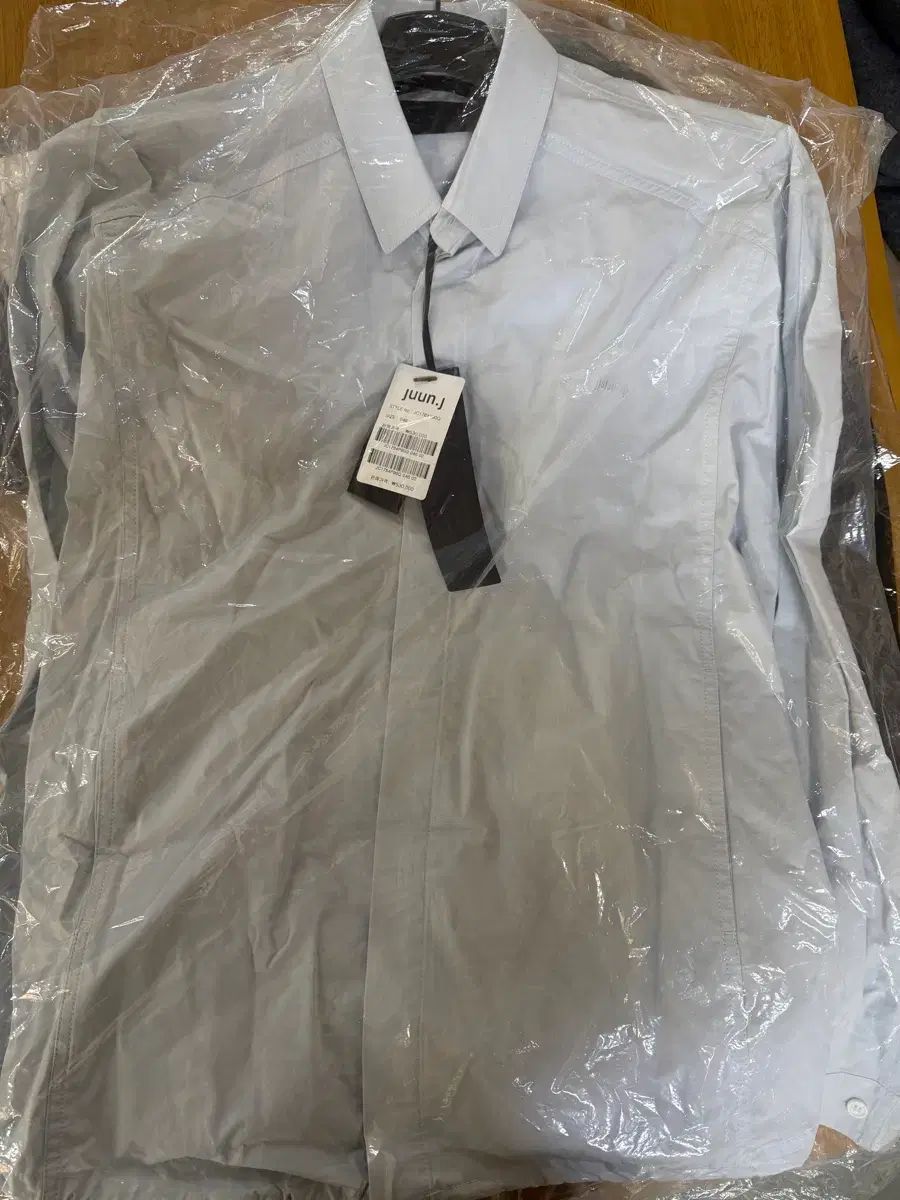Juun.J ジュンジェイ スカイブルー ナイロンシャツ サイズ46 ほぼ
