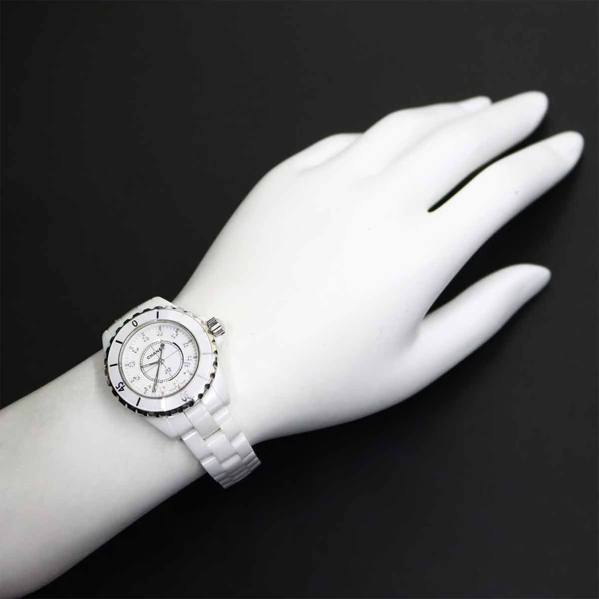 シャネル CHANEL J12 33mm H1628 レディース 腕時計 12P ダイヤ デイト 