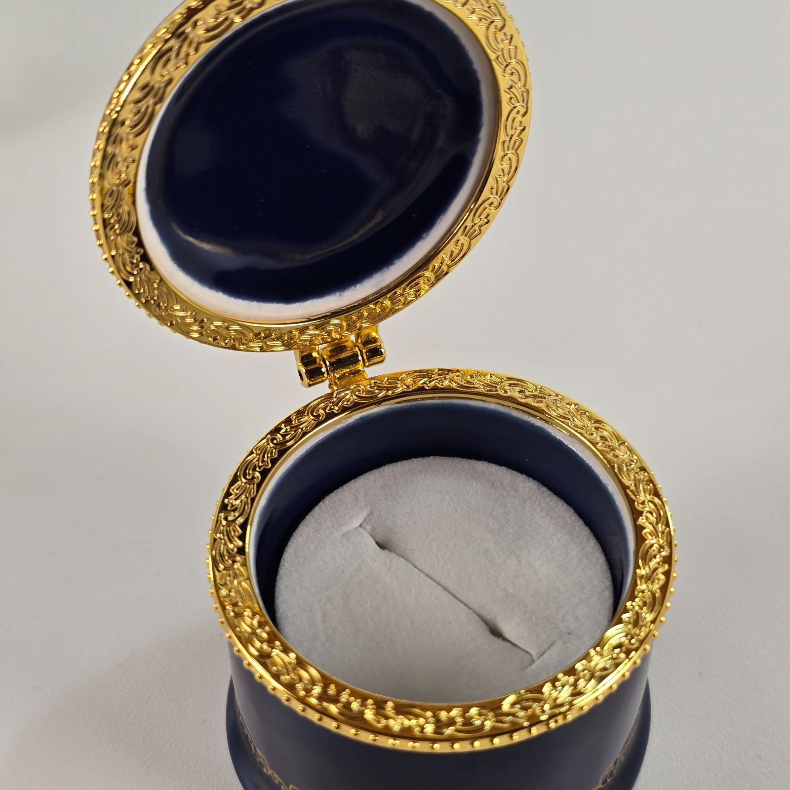 ディズニー アクセサリーケース リングケース 小物入れ 美女と野獣