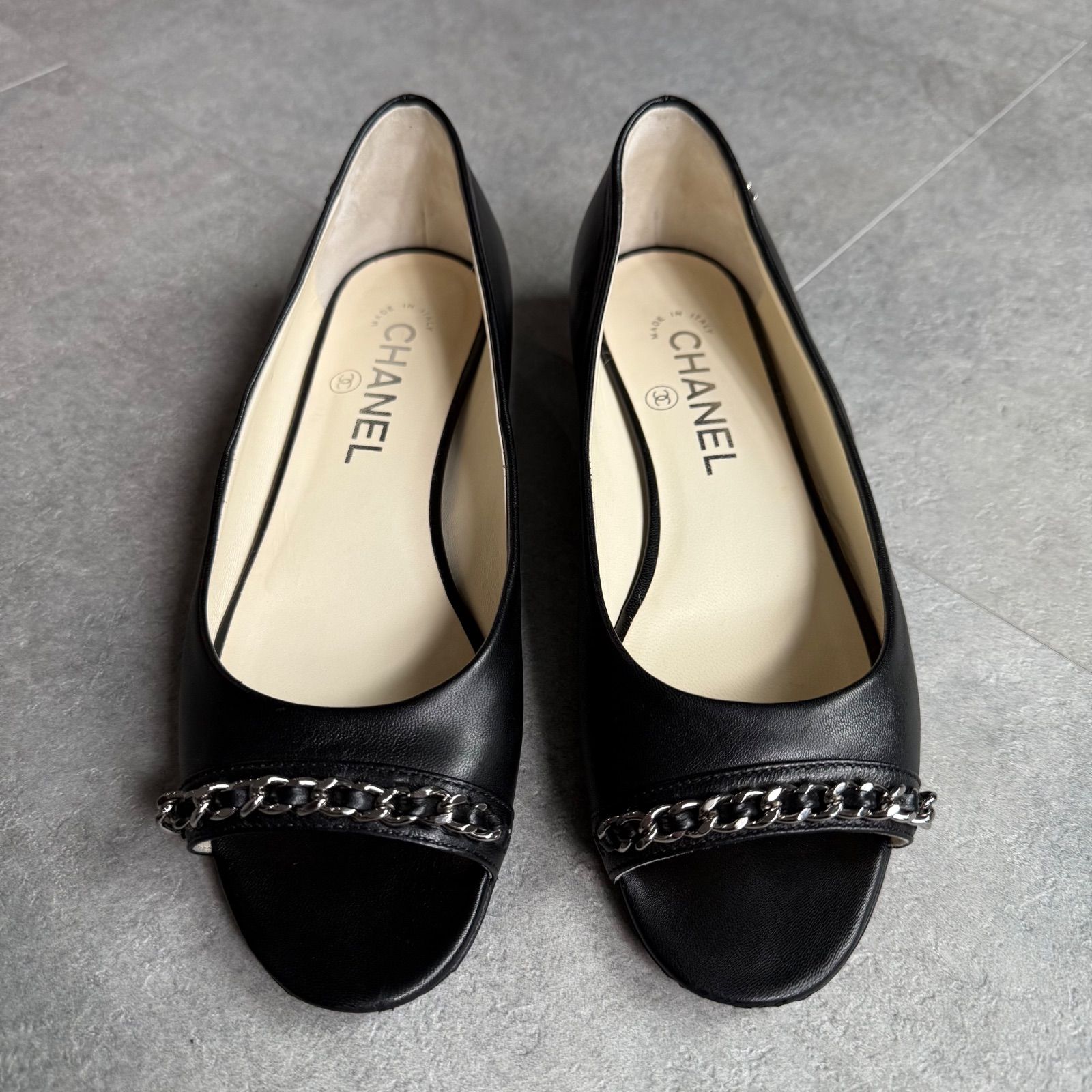 美品 CHANEL チェーン ココマーク パンプス レザー フラットシューズ