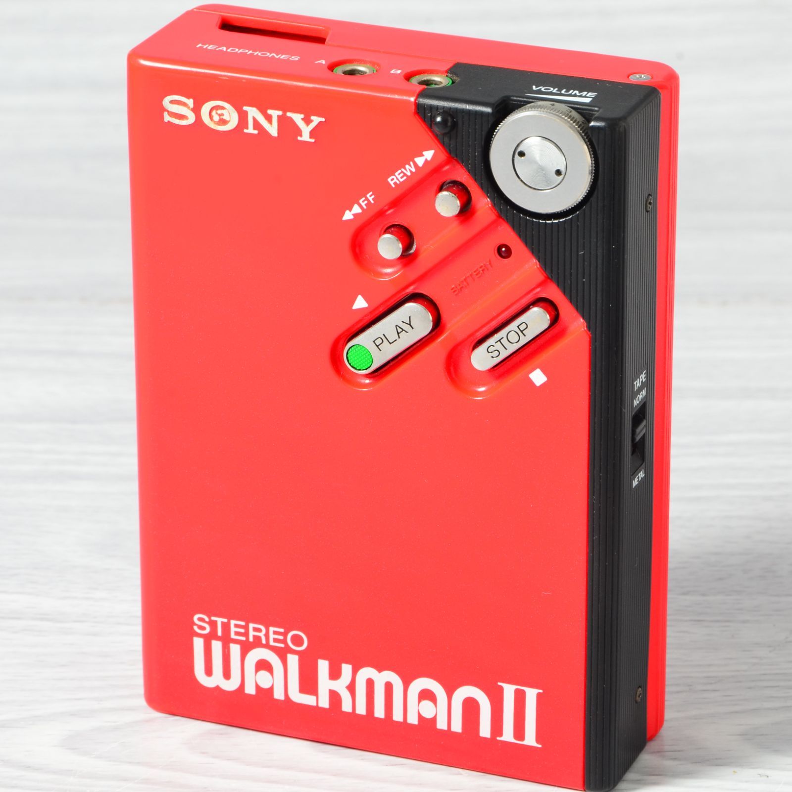 SONY WALKMAN WM-2 カセットウォークマン レッド ケース付 整備済