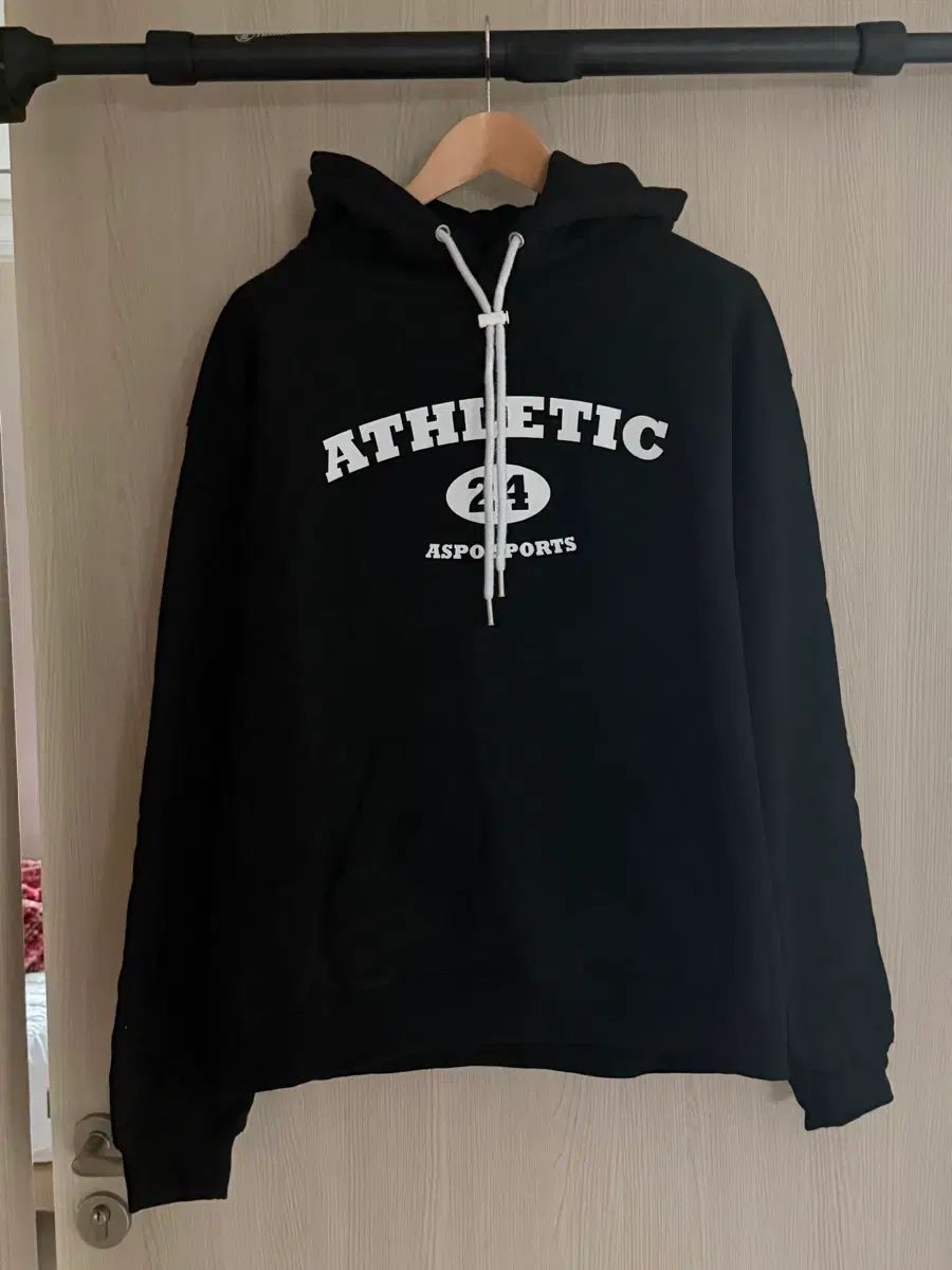 ASPO Athletic 黒 WHOフーディー