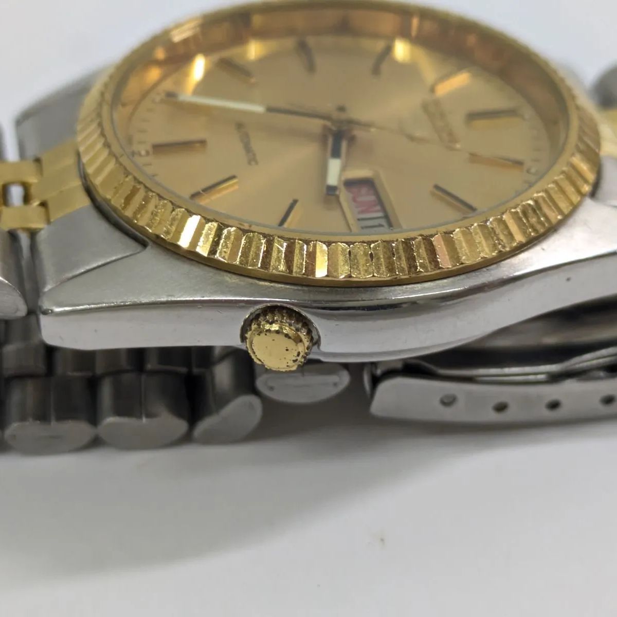 稼働品 SEIKO 5 7009-3110 自動巻き ゴールド文字盤 17石 - メルカリ
