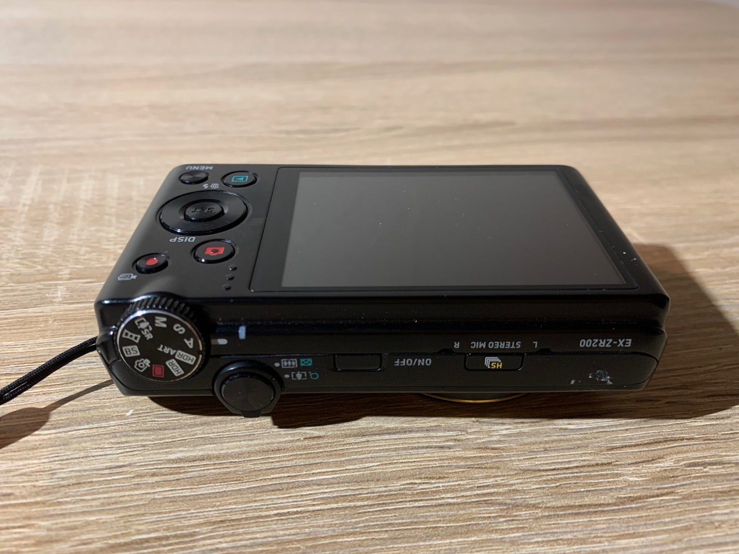 7691 CASIO カシオ EXILIM EX-ZR200 ブラック デジカメ 動作確認済み