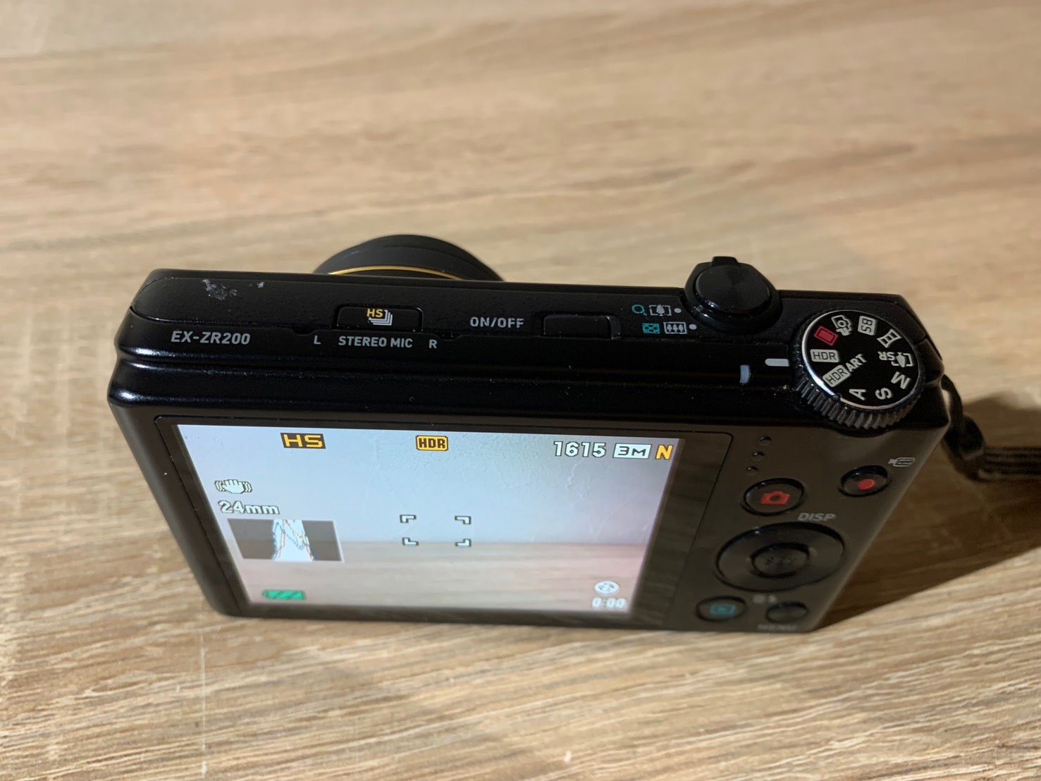 7691 CASIO カシオ EXILIM EX-ZR200 ブラック デジカメ 動作確認済み