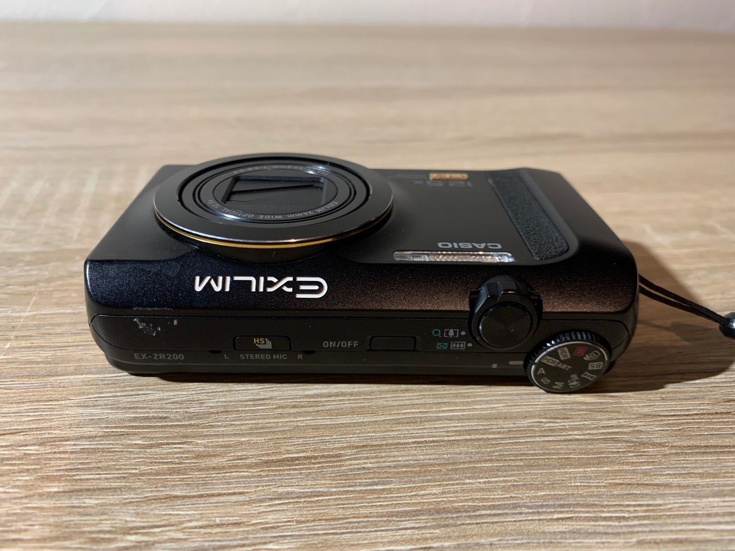 7691 CASIO カシオ EXILIM EX-ZR200 ブラック デジカメ 動作確認済み