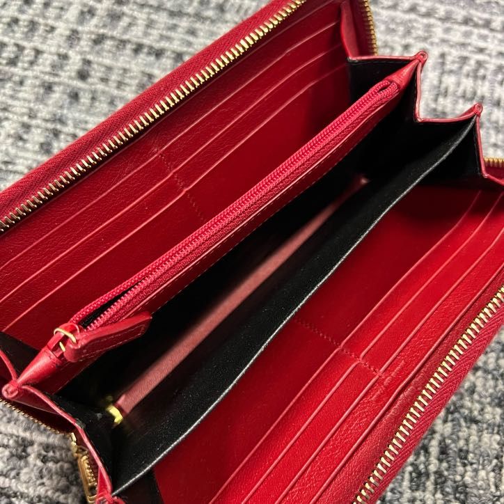 Yves Saint Laurent Round Zip Wallet ラウンドジップウォレット 長